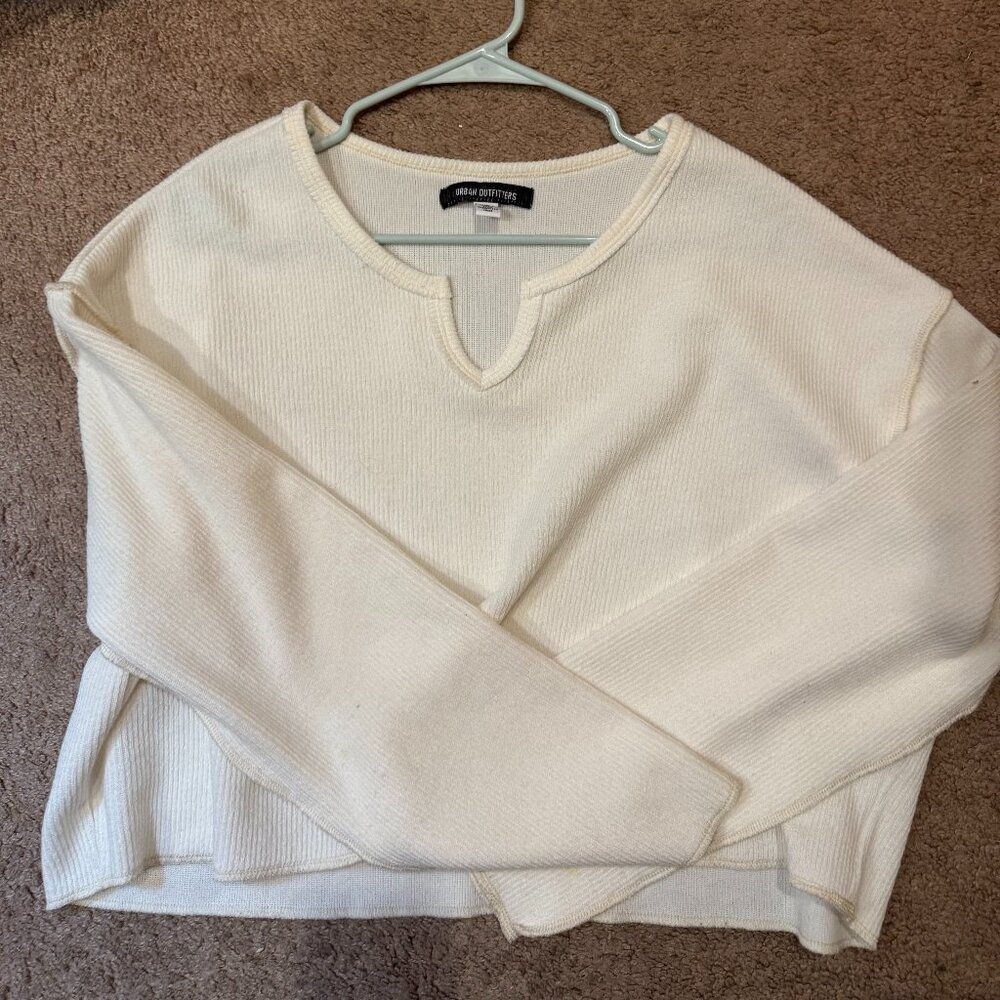 White Urban Outfitters Sweater Size L